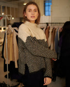 Women's Herringbone Knit Sweater Wool Blend Turtleneck Beige Black Cozy Winter Fashion — Image 6