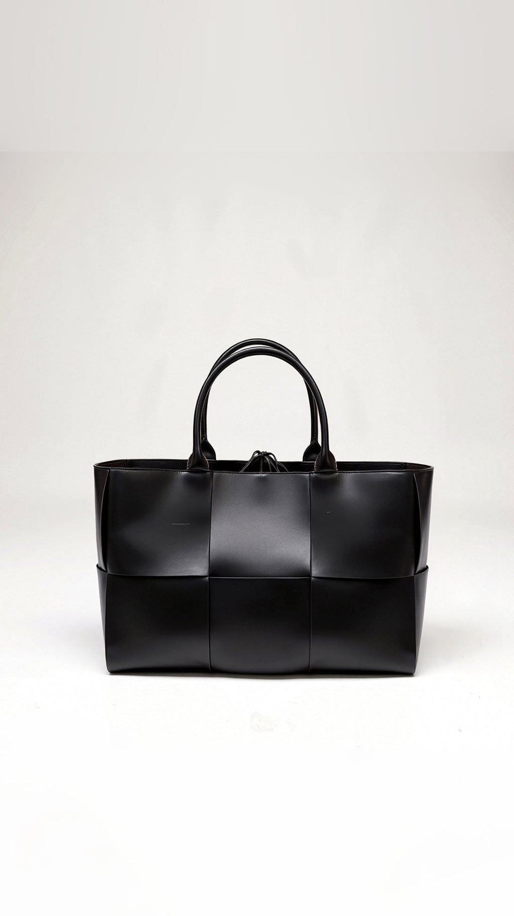 Woven Leather Tote Bag - Large Women's Handbag - Stylish Designer Purse — Main Image