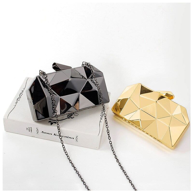 Geometric Clutch Evening Bag Gold, Chain Strap, Faceted Design Metal — Image 4