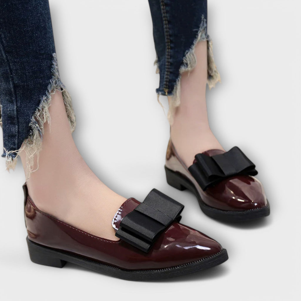 Women's Patent Leather Loafers with Bow in Black and Burgundy — Image 5