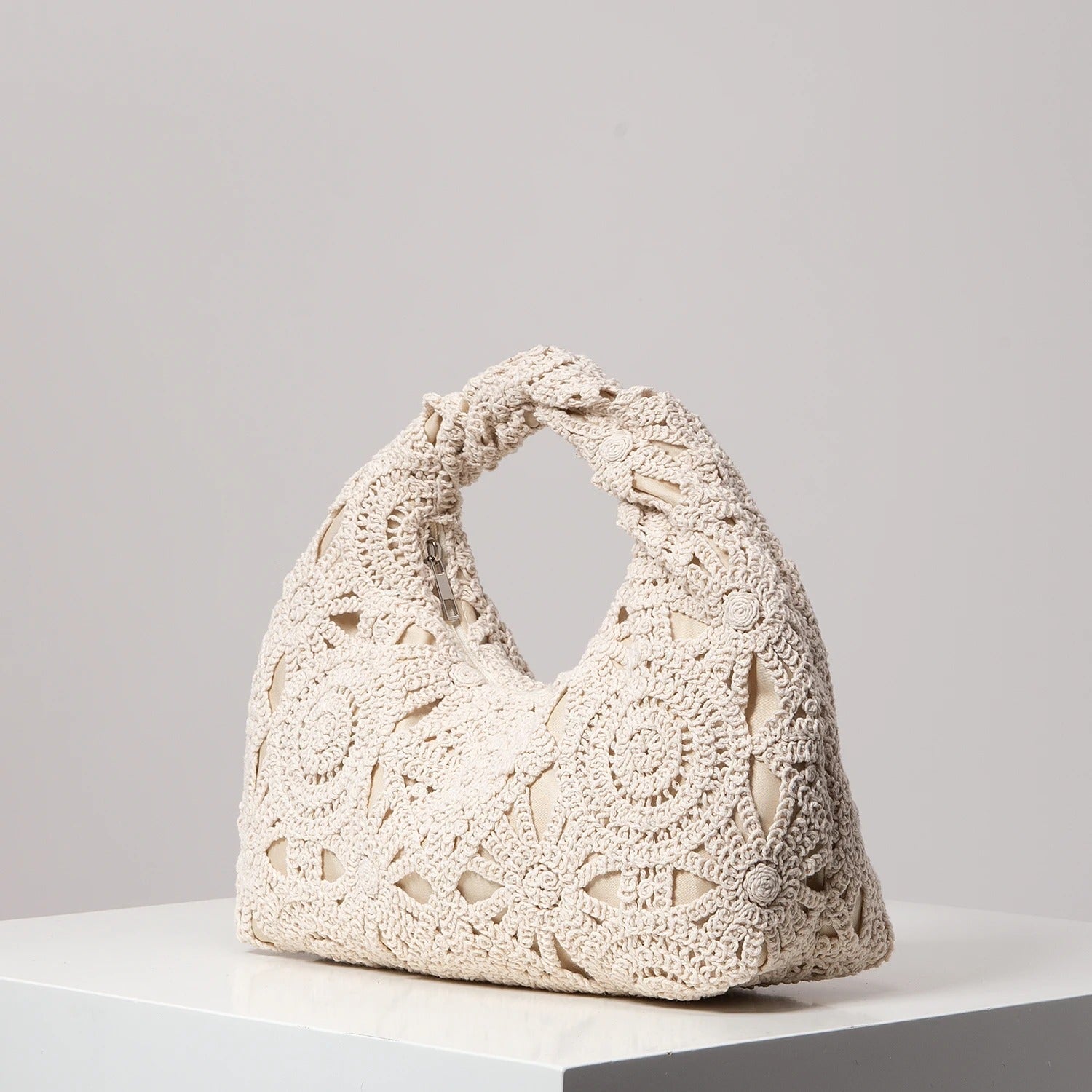 Elegant Beige Crochet Handbag - Stylish Boho Chic Bag for Women — Image 2