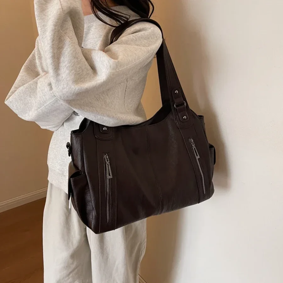 Elegant Leather Tote Bag - Brown, Black, Dark Brown - Spacious & Stylish — Image 9