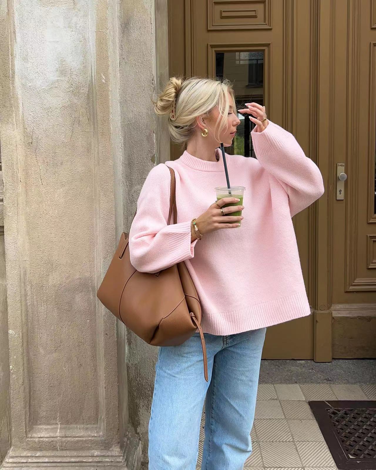 Women's Oversized Knit Sweater Pink Soft Pullover Ribbed Crew Neck — Main Image
