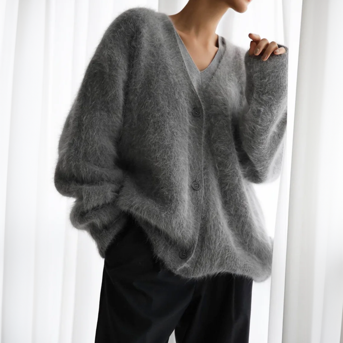 Elegant Women's Mohair Cardigan - Soft, Cozy, Oversized, Multiple Colors — Image 3