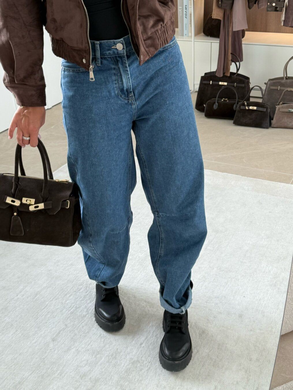 High-Waisted Balloon Jeans Women's Relaxed Fit Blue Denim — Main Image