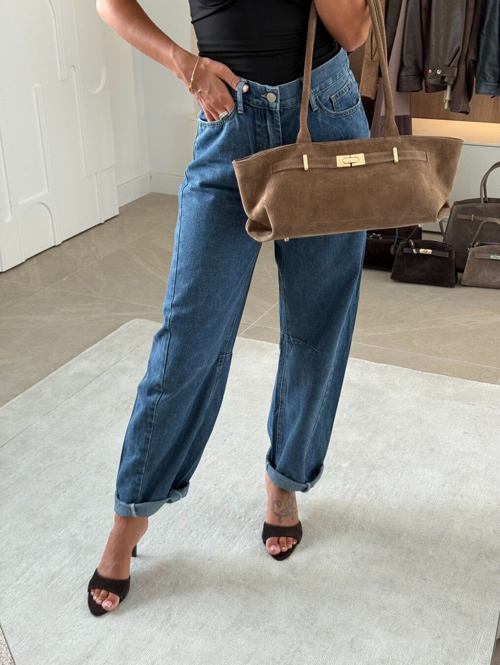 High-Waisted Balloon Jeans Women's Relaxed Fit Blue Denim — Image 3