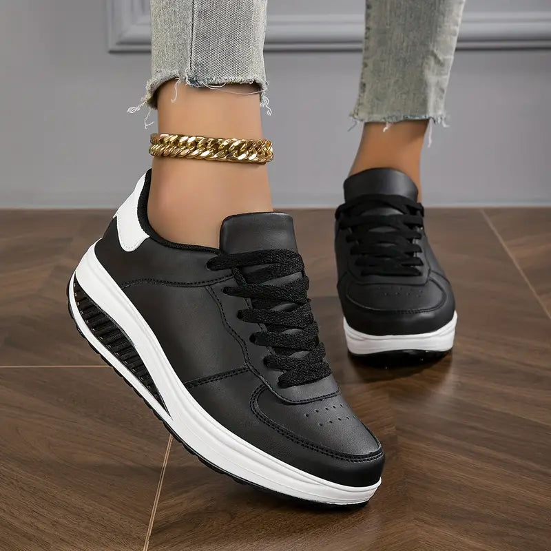 Fashion Women's Sneakers Breathable Lightweight Casual Walking Shoes — Main Image
